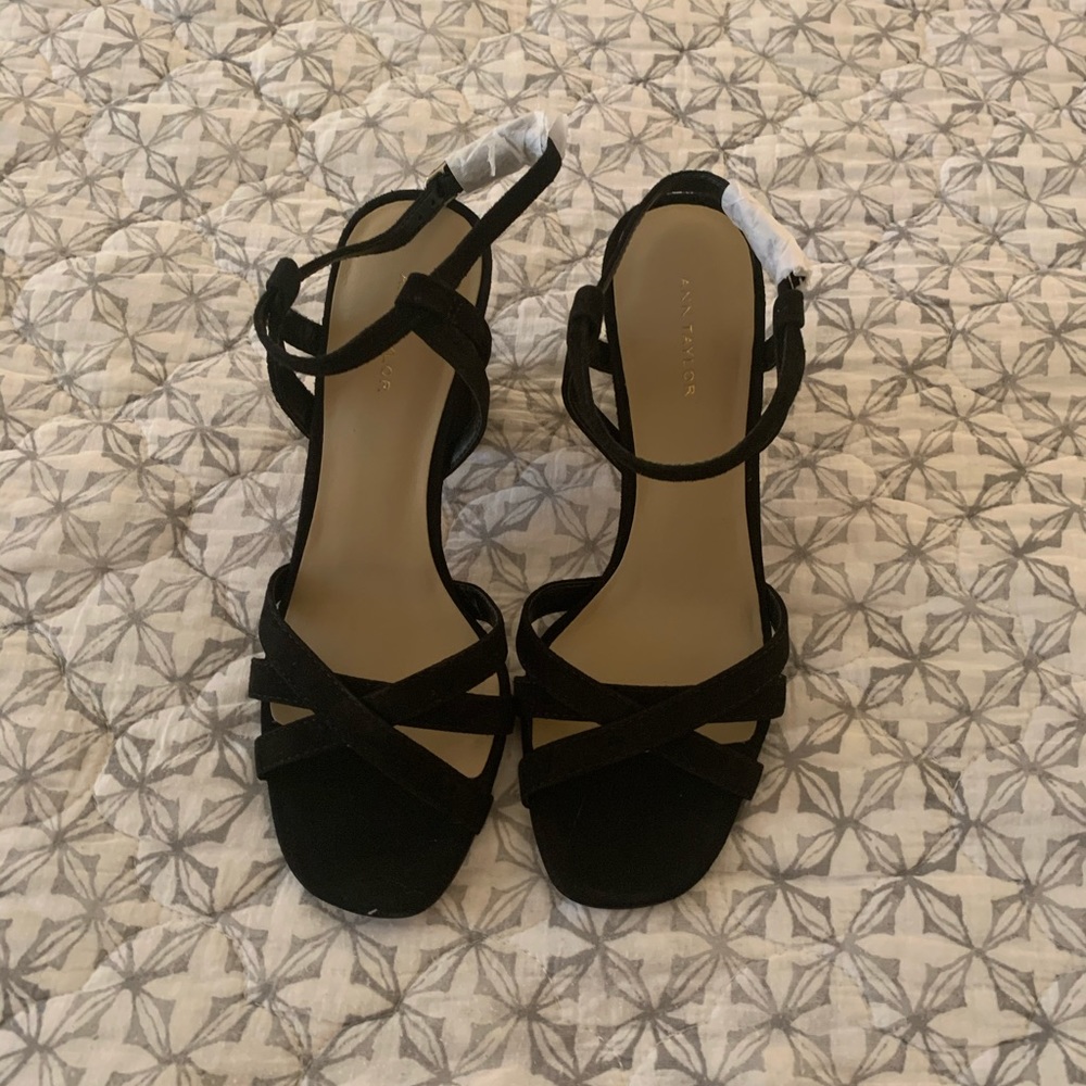 Ann Taylor Ilaria Sandal